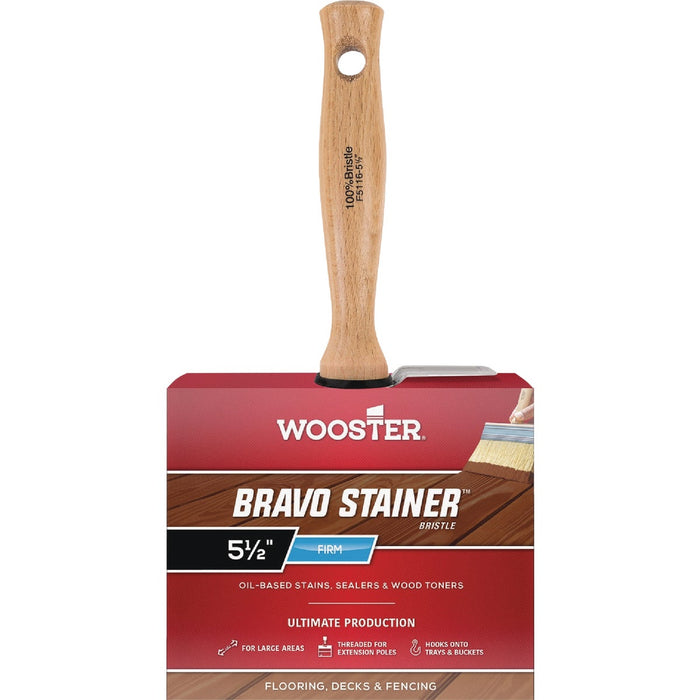 Wooster Bravo 5.5 In. Stainer Bristle Brush